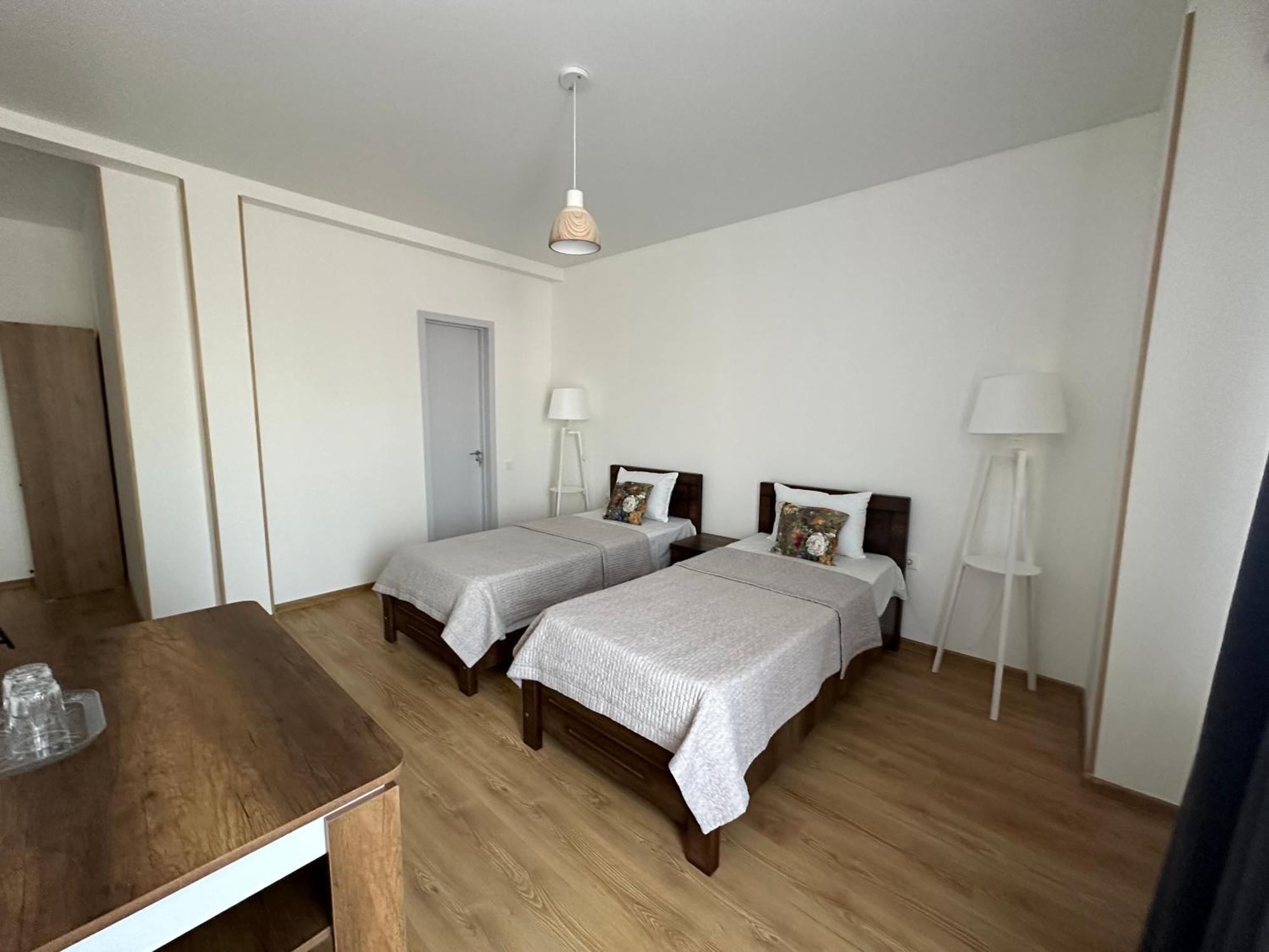 Hotel Home Tbilisi ภายนอก รูปภาพ